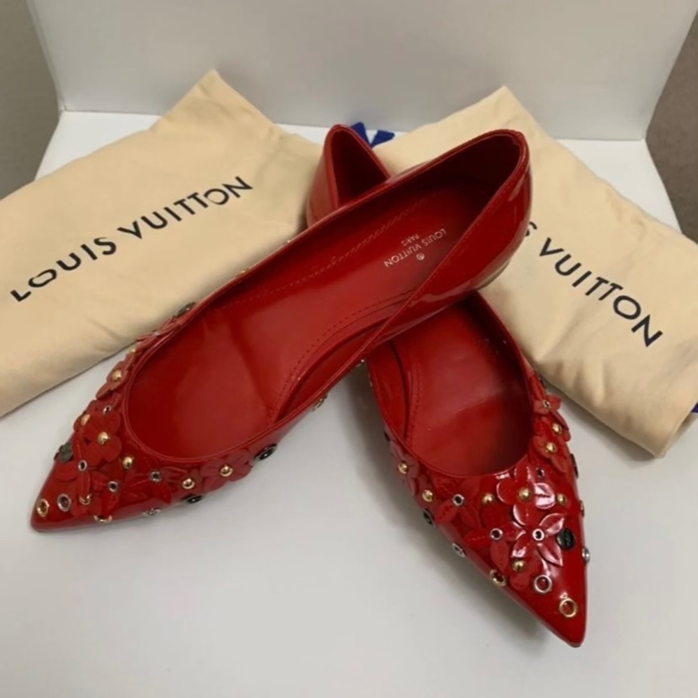 Louis Vuitton flats